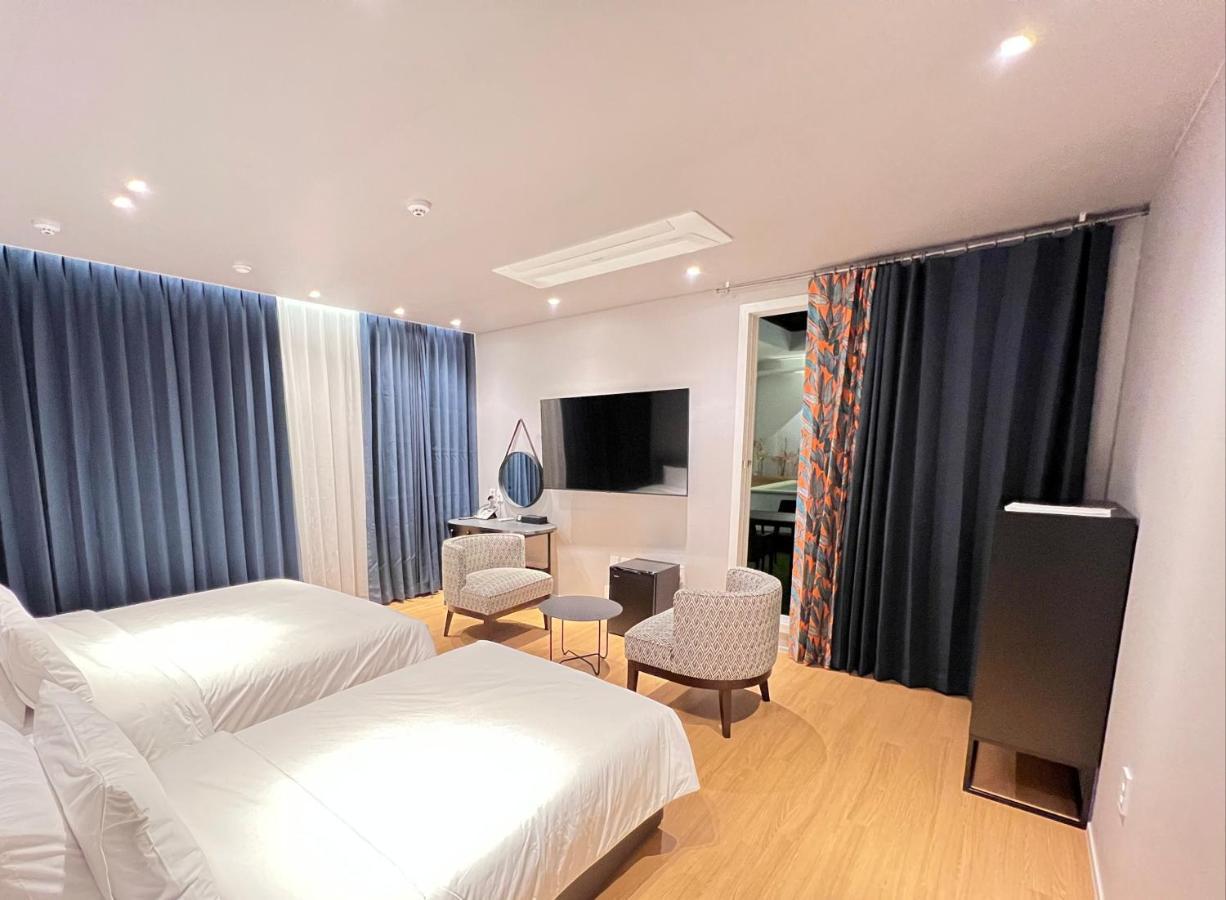 Jinhae Intercity Hotel Changwon Εξωτερικό φωτογραφία